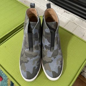 LINEA PAOLO Felicia Wedge Sneaker